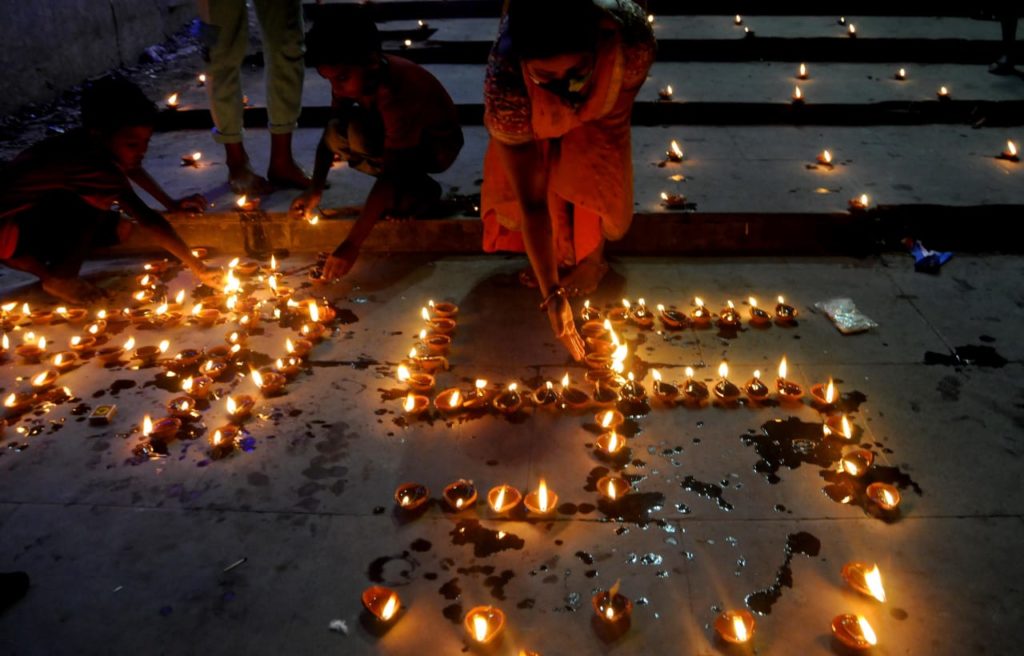 Dev Dipawali in Kolkata Ganga