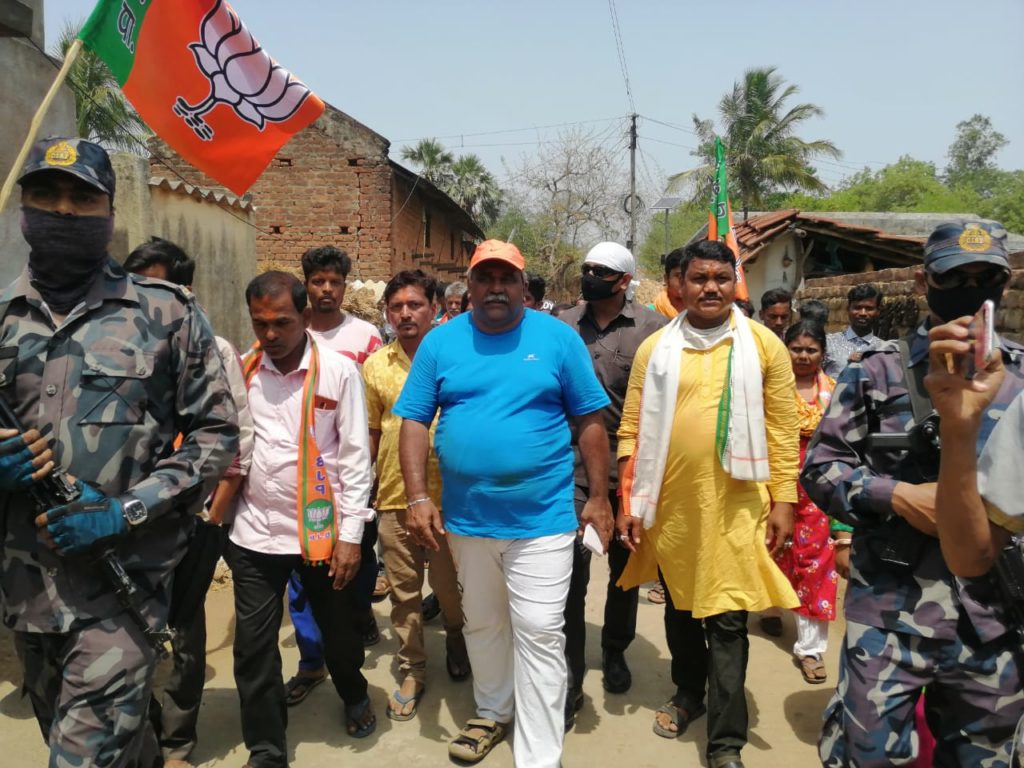 Jitendra in the campaign